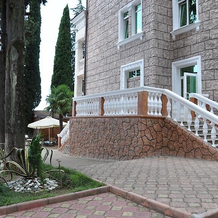 Гагрипш Курортный Комплекс Gagra Exterior photo